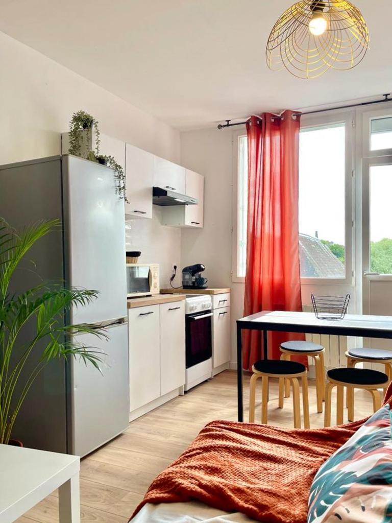 Appartement Tropical Château-Renault Buitenkant foto